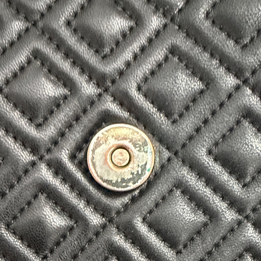 Tory Burch Black Quilted Convertible Bag - Picture 4 of 13